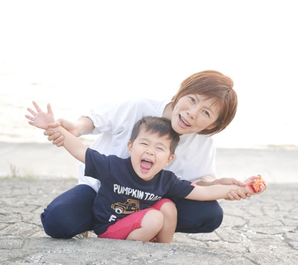 【熊本県荒尾市】赤ちゃんの育脳【ベビーマッサージ資格】ベビーヨガ＆ママヨガ通信資格講座