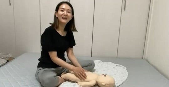 東京都目黒区「ヨガとベビーマッサージの融合」チャクラ瞑想を学ぶベビーマッサージ資格講座【JAHA】