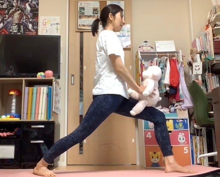 東京都新宿区「赤ちゃんと一緒に学べるヨガ資格」ベビーヨガ&ママヨガ・ベビーマッサージ資格【通信講座】