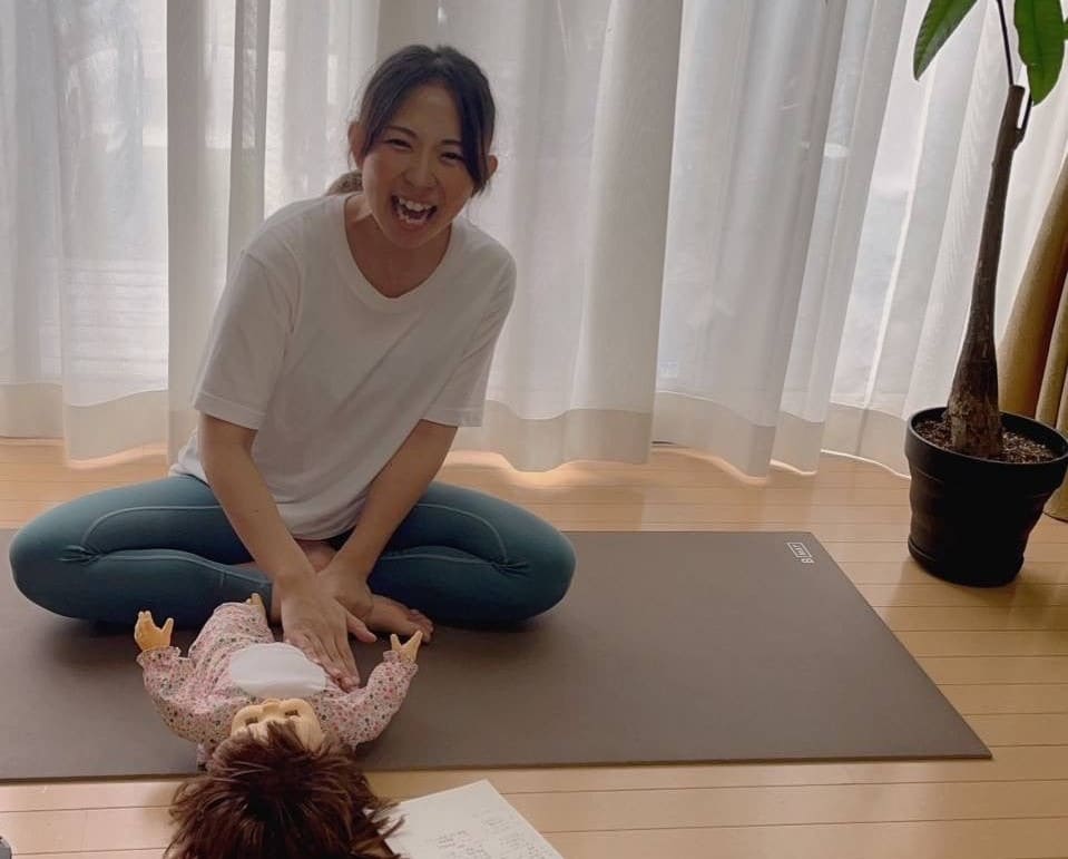 【赤ちゃんとヨガ】ママの産後の骨盤調整【石川県能美市】ベビーヨガ&ママヨガ資格