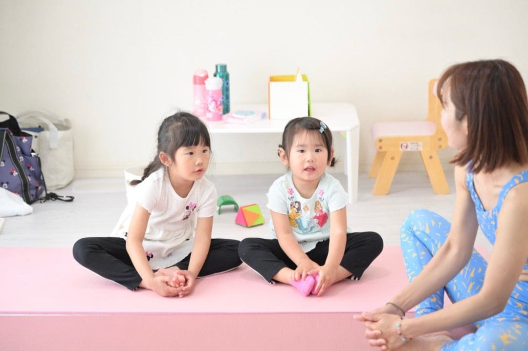千葉県市原市『子どもの発達を促進するヨガと瞑想:キッズヨガ資格の重要性』キッズヨガ資格