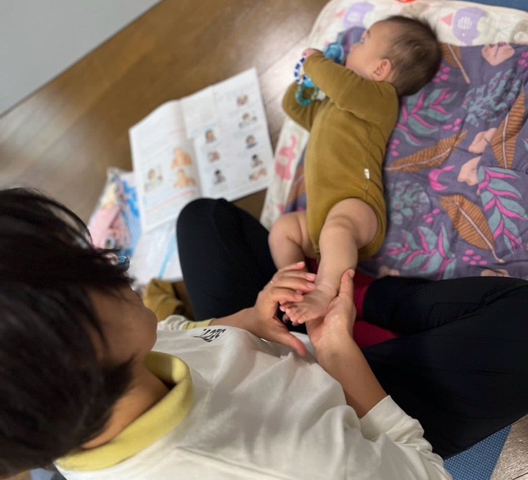 長崎県諫早市【脳の発達をサポートする親子のスキンシップ:ベビーマッサージの効果】