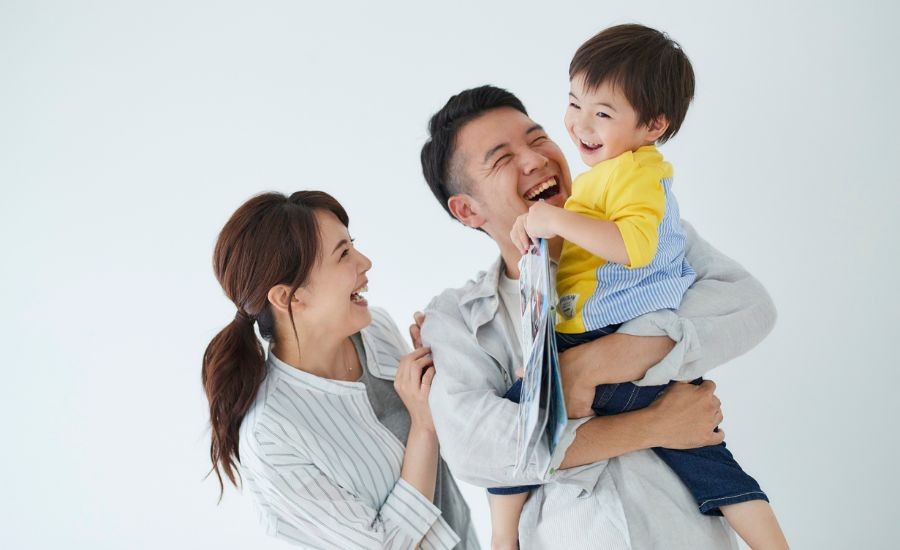 親ができる「褒め方・叱り方」|子どもの自信:自己肯定感を伸ばす